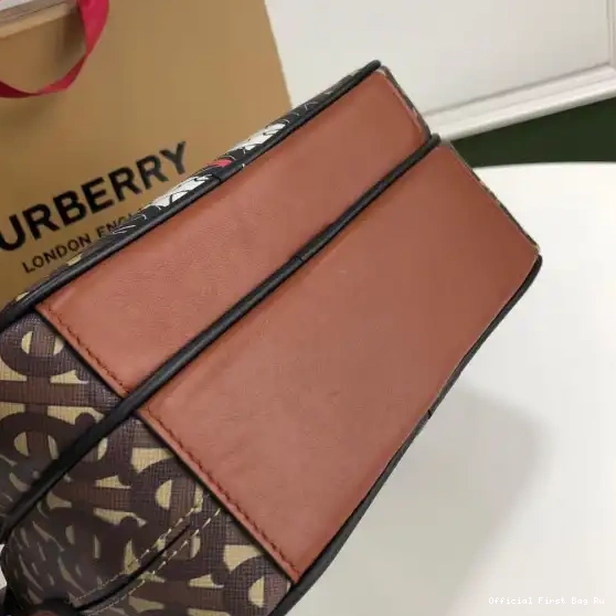 Official FirstBag Ru BURBERRY Medium E-canvas Monogram Bag Stripe Camera 0520